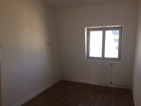 Location Appartement 4 pièces 78m² - Photo 2