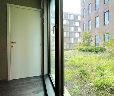 Recent appartement met autostandplaats en groot terras nabij Statio... - Photo 2