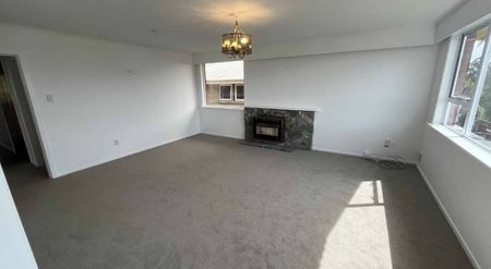 Renovated Four-Bedroom Merrilands Home - Photo 5