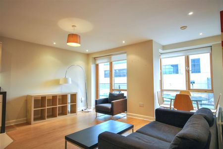 Newtown Hall, Hazelbrook Square, Whitehall Road, Churchtown, Dublin 14 - Photo 2