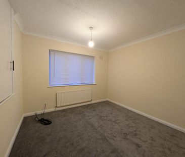 4 bedroom terraced house to rent - Photo 4