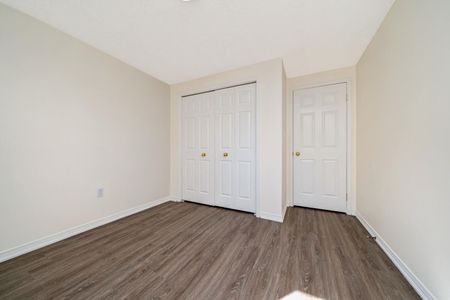 For Lease - 571 Wild Iris Avenue, Waterloo, Ontario - Photo 4