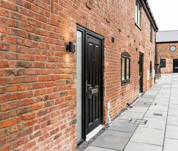 2 bedroom end of terrace house to rent - Photo 2