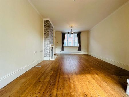 3 bedroom terraced house to rent - Photo 5