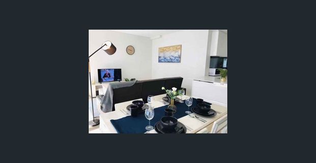 fully furnished 2 bedroom apartment closed to Westfield and Burwood Park - Photo 1