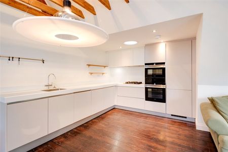 Fitzjohns Avenue, Hampstead, London, NW3 5JY - Photo 3