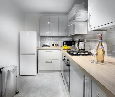 2 Bed, House - Photo 5