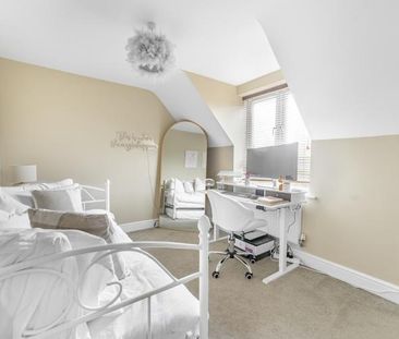 2 bedroom semi-detached house to rent - Photo 3