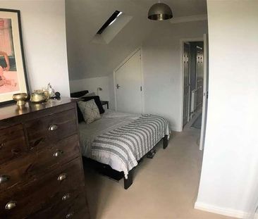 Lincoln Court, Denham Green, UB9 - Photo 5