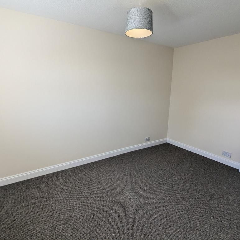 4 bedroom detached house to rent - Photo 1