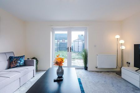 3 bedroom terraced house to rent - Photo 4