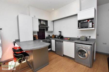 Apt 6, 104 Eglantine Avenue, Belfast, BT9 6EU - Photo 5