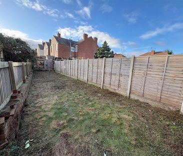 St Johns Road, Doncaster - Photo 4