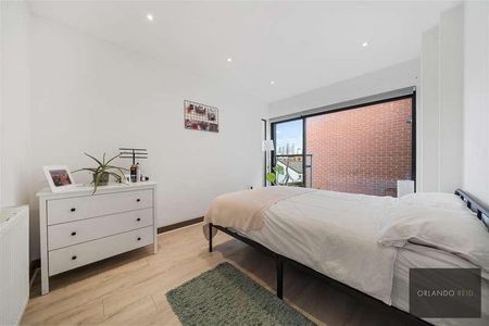 Wandsworth Road, London, SW8 - Photo 4