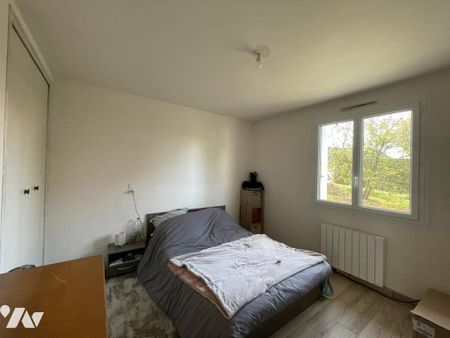 A LOUER- MAISON 3 CHAMBRES- LIVRE LA TOUCHE - Photo 3