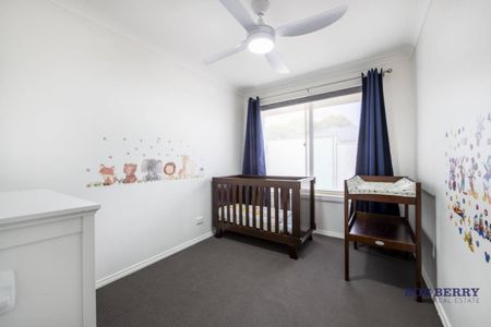 Spacious 4-Bedroom Family Home in Quiet Cul-de-Sac - Photo 5