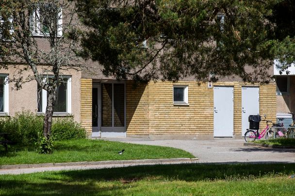 Skrinnarvägen 2 - Foto 1