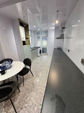 1 bedroom semi-detached house to rent - Photo 2