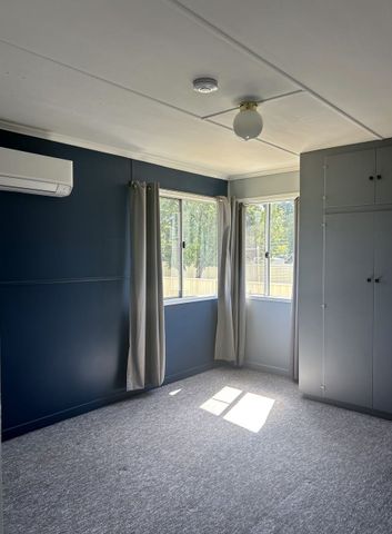 Spacious 3-Bed Family Home | Walk to School & Club! - Photo 3