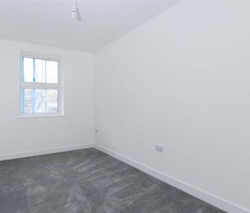 School Road, Hove - Photo 5