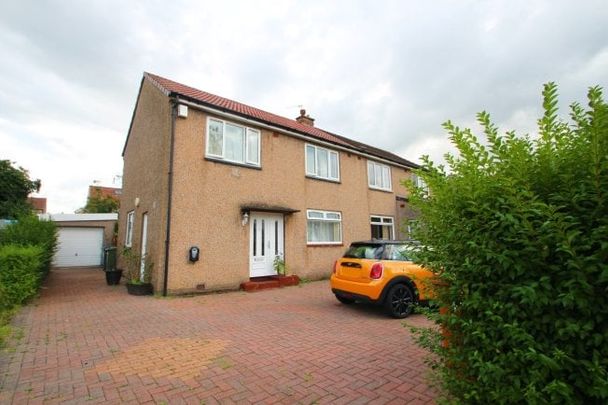 Boghead Road, Glasgow, G66 - Photo 1
