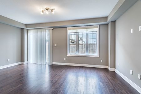 For Lease - 3254 Mockingbird Common N/A, Oakville, Ontario - Photo 4