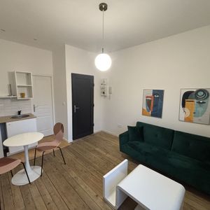 STUDIO MEUBLÉ QUARTIER SAINT PIERRE - PROCHE CITADELLE - Photo 2