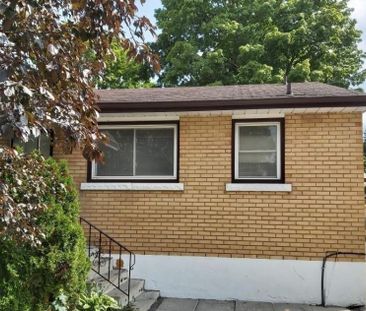 For Lease - 17 Gunn Street Unit# main floor, Barrie, Ontario - Photo 4