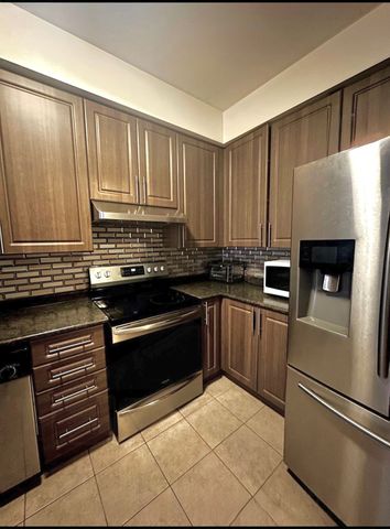 For Lease - 141 Heartview Road, Brampton, Ontario - Photo 2