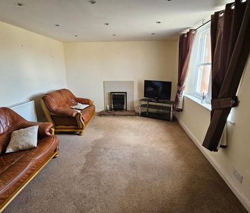 3 bedroom semi-detached house to rent - Photo 6