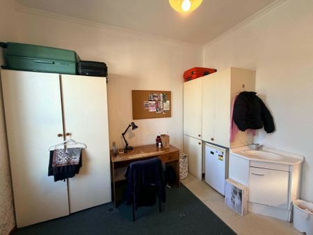 Available 2027 - option to have furnished - Photo 2