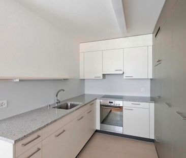 "Perfect for singles and students!" - Photo 1