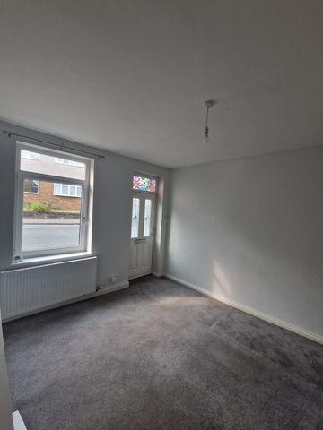 To Let – Bismarck Street, Barnsley - Photo 3