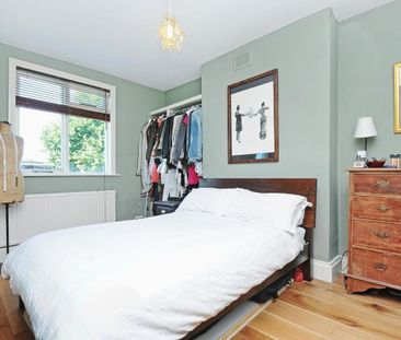 2 Bed Flat, Brixton, SW2 - Photo 3