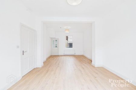 8 Harper Street, Belfast, BT5 4EN - Photo 2