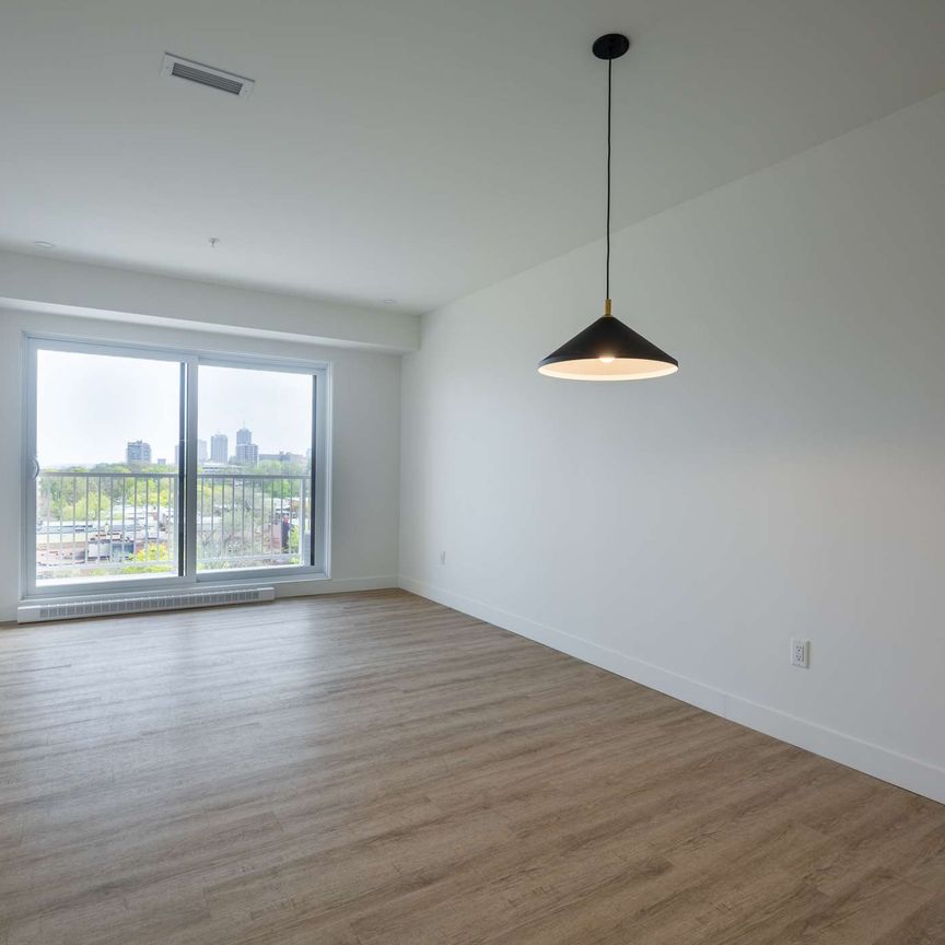 705 · 7e étage - Photo 1