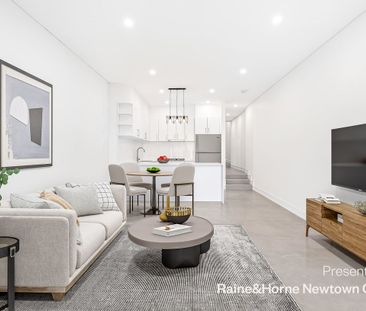 Charming 4-Bedroom Cottage in the Heart of Marrickville - Photo 4