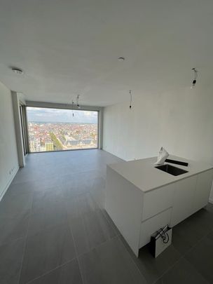 Appartement te huur - Photo 1