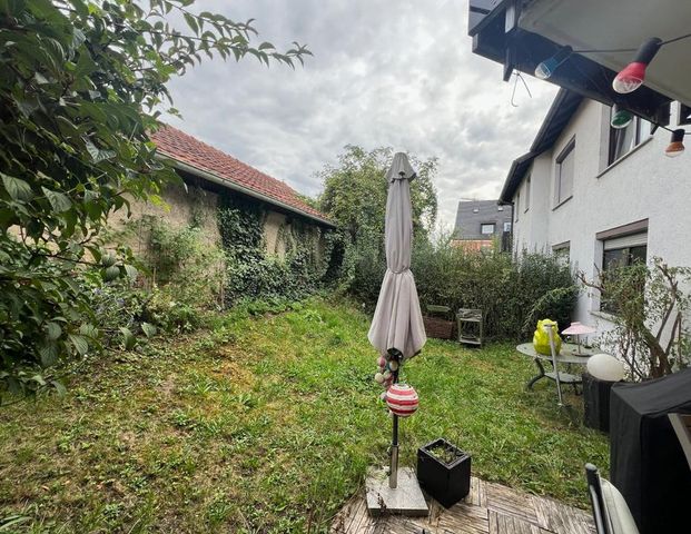 Möblierte 2-Zimmer-Wohnung mit Garten im Unteren Frauenland zu vermieten - Photo 1