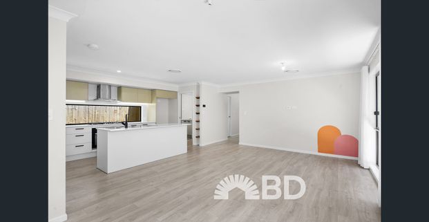 Modern Living with Ducted AC, Solar & Alfresco - Photo 1