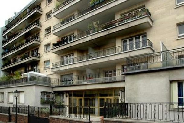 location Appartement T1 DE 22.1m² À PARIS - Photo 1