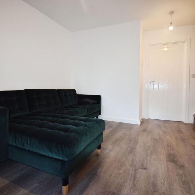 2 bedroom semi-detached house to rent - Photo 1