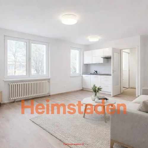 Pronájem bytu 1+kk 30 m - Photo 1