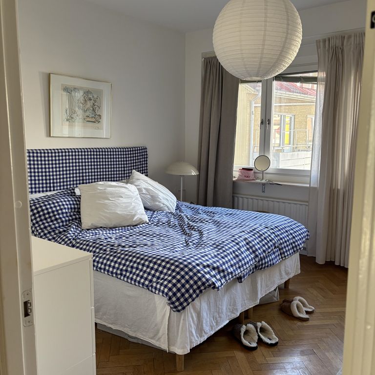 Drottninggatan 124 - Foto 1