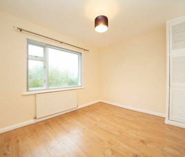 Wellington Avenue - Photo 4