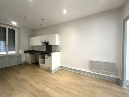 Location Appartement 4 pièces 90m² GRENOBLE 38000 - Photo 3