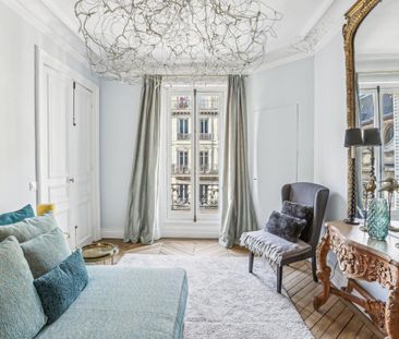 Appartement • Enfants Rouges - Photo 2