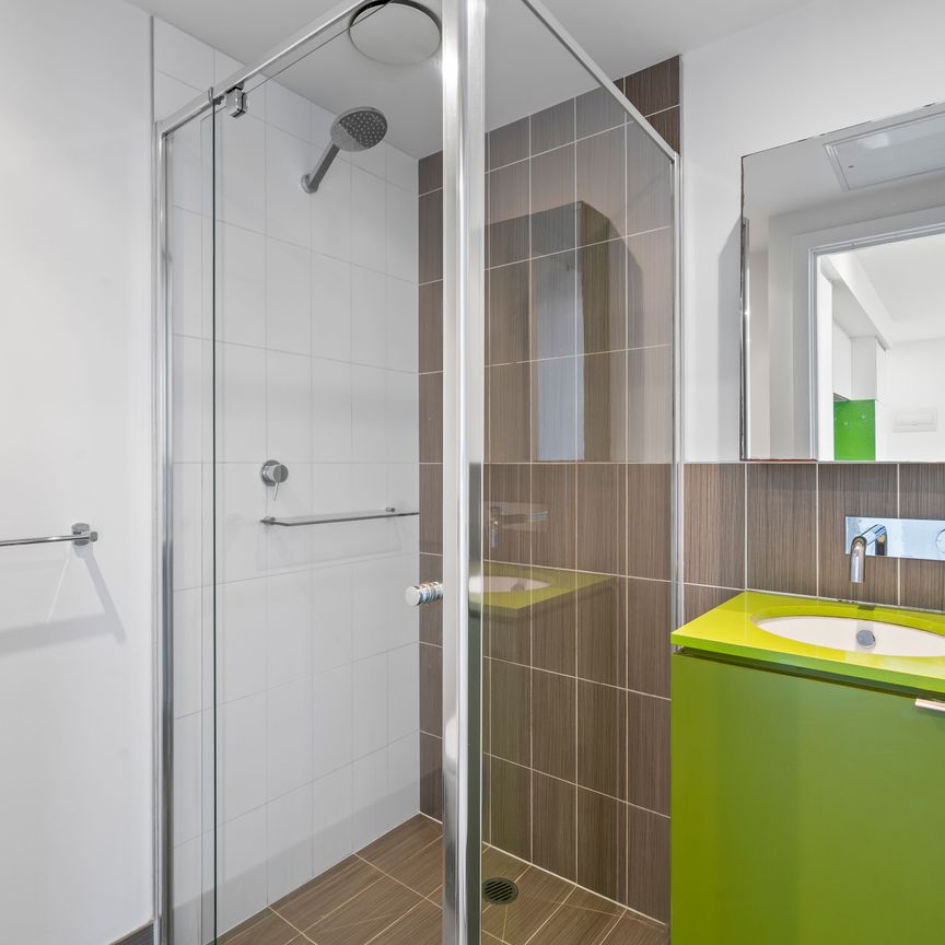 Light Filled Apartment In Tiara Complex - Photo 1