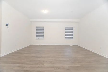 For Lease - 81 Mckernan Avenue, Brantford, Ontario - Photo 5