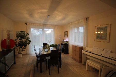 Location Maison 6 pièces 152m² OBERSCHAEFFOLSHEIM 67203 - Photo 2